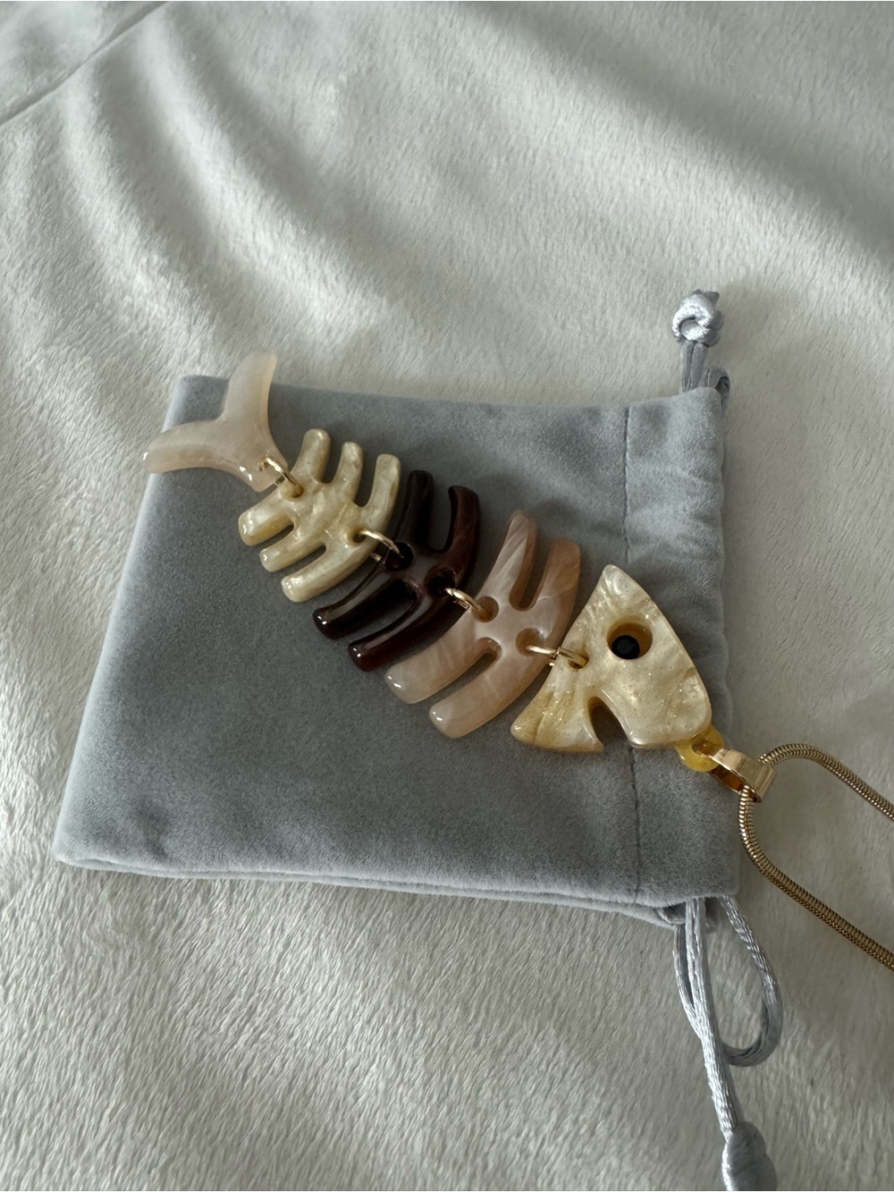 Resin Fishbone Necklace in Mixed Neutral Tones